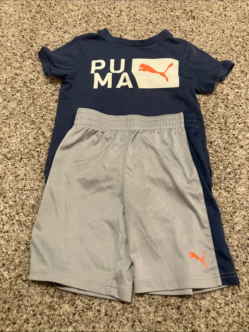 PUMA Boys 2-Piece Outfit Set Size 5 Gray Athletic Shorts Shirt